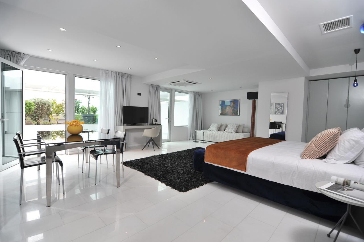 Athenaeum Palace & Luxury Suites Extérieur photo